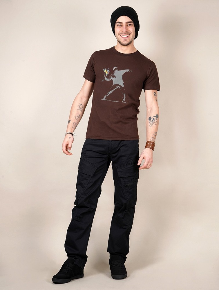 Brown Toonzshop Banksy Hooligan Flowers Printed Short Sleeve T-shirt Men T-Shirt | 81724PIRU